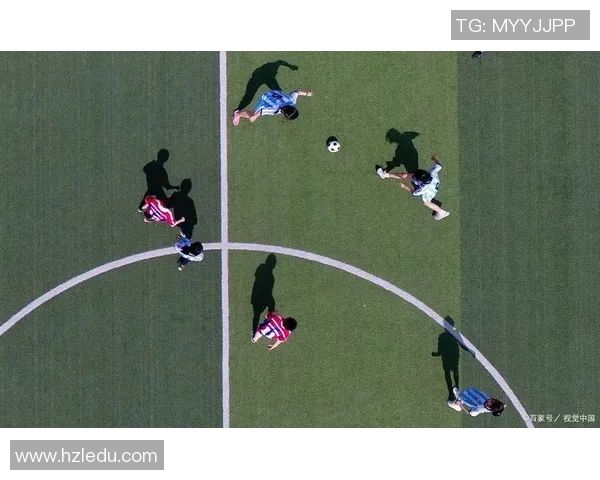 角度足球的魅力与技巧探索如何在比赛中运用角度创造进攻机会 角度足球的魅力与技巧探索如何在比赛中运用角度创造进攻机会