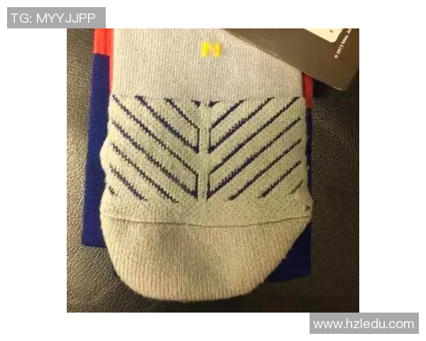 足球袜腔的设计与功能解析助力运动员提升比赛表现与舒适度